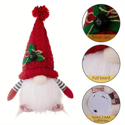 Adorno de Gnomo Navideño con Linterna y Gorro de Punto